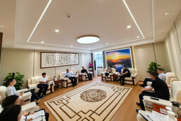聚焦“三轉(zhuǎn)三提升”，政企攜手，共創(chuàng)改革新發(fā)展——四川省地質(zhì)產(chǎn)業(yè)集團(tuán)赴越西縣調(diào)研交流