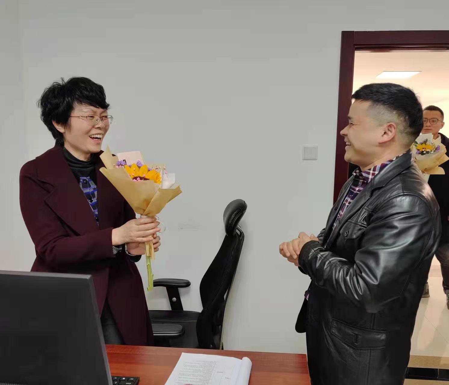 1646899136124651.jpg 1646899136124651.jpg